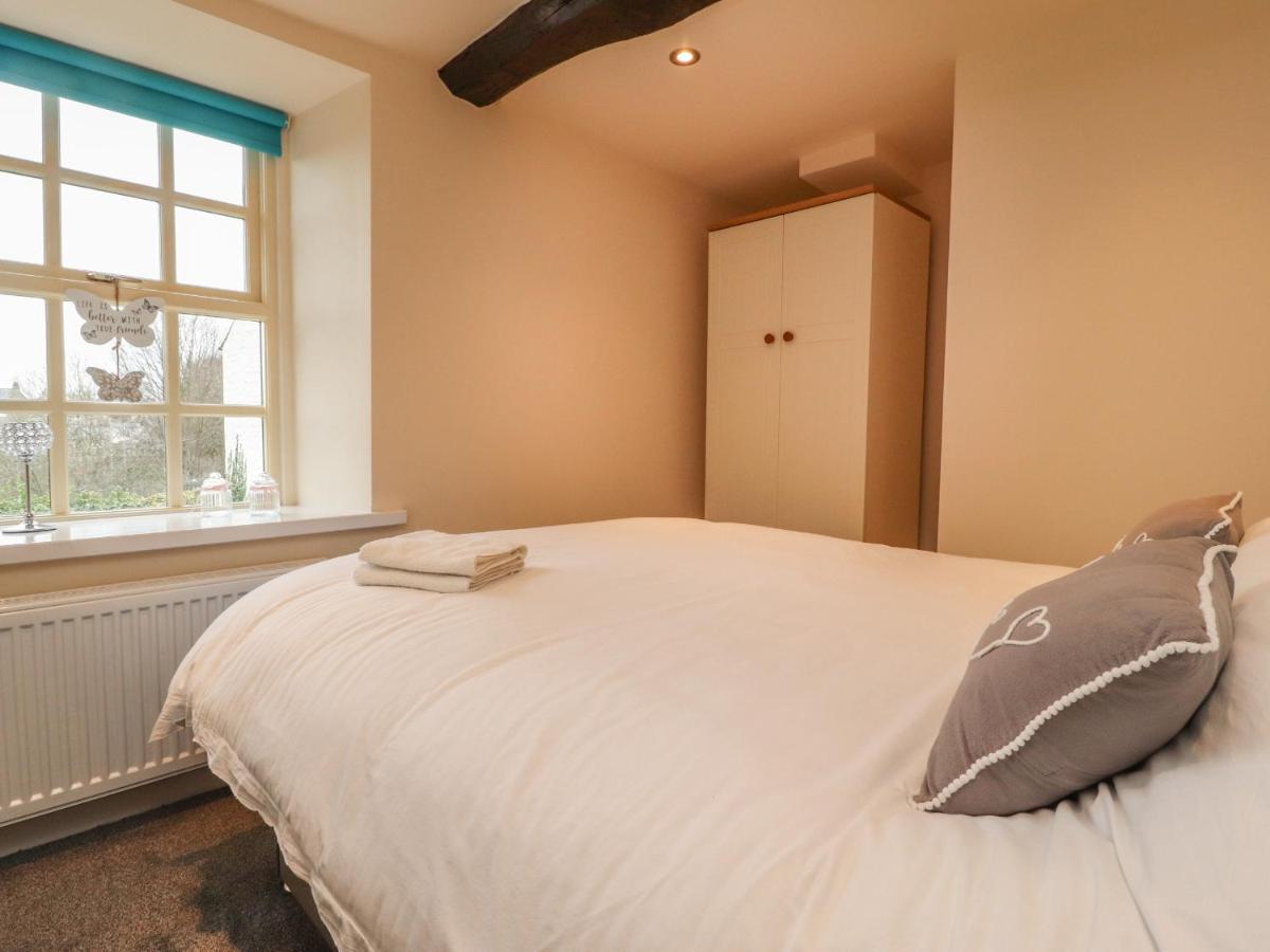 Folly Cottage Сетъл Екстериор снимка